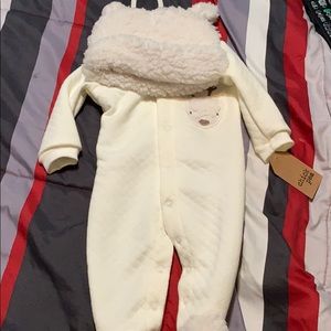 NWT Quilted Longsleeve Footies w/ Fur Hat